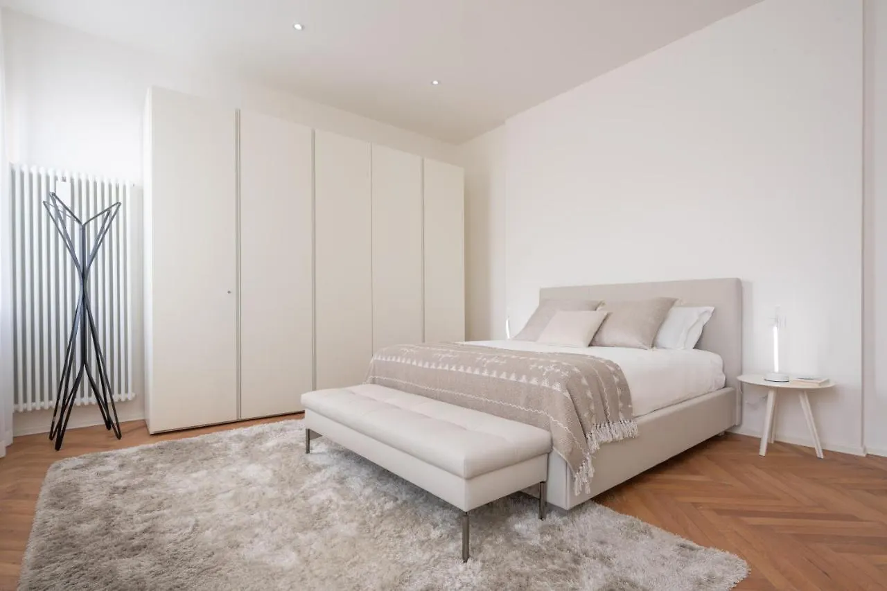 Design Apartment With Balcony On The Grand Canal R&R 威尼斯